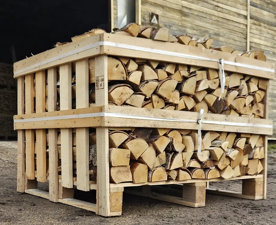 Kiln-Dried Logs in Crates, Sourced in Latvia and Shipped Across the Ireland– timberlatvia.com
