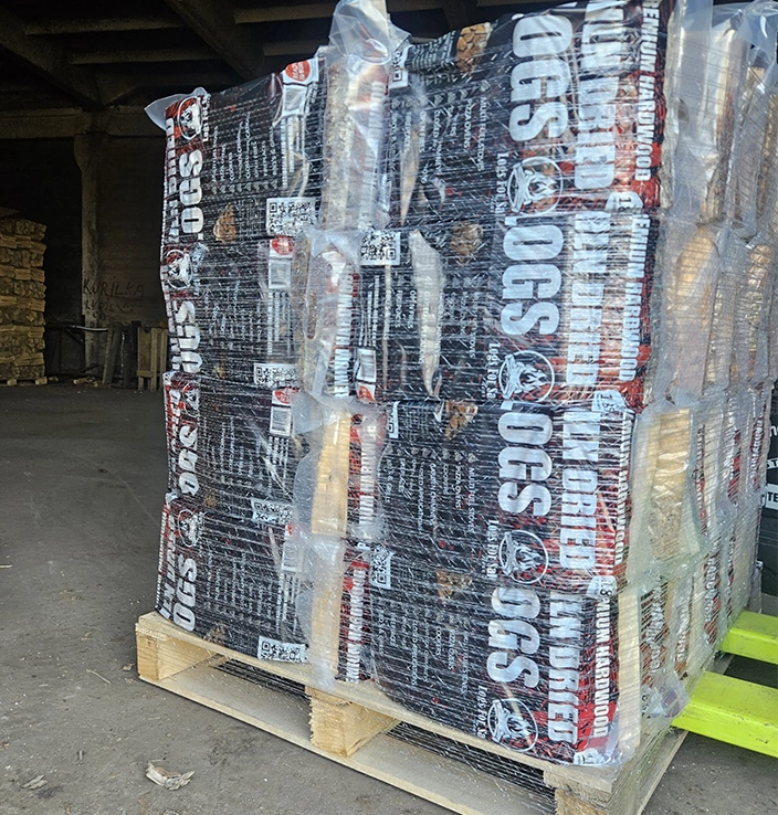Logs in sealed bags supplied from Latvia to Northen Ireland- timberlatvia.com- timberlatvia.com